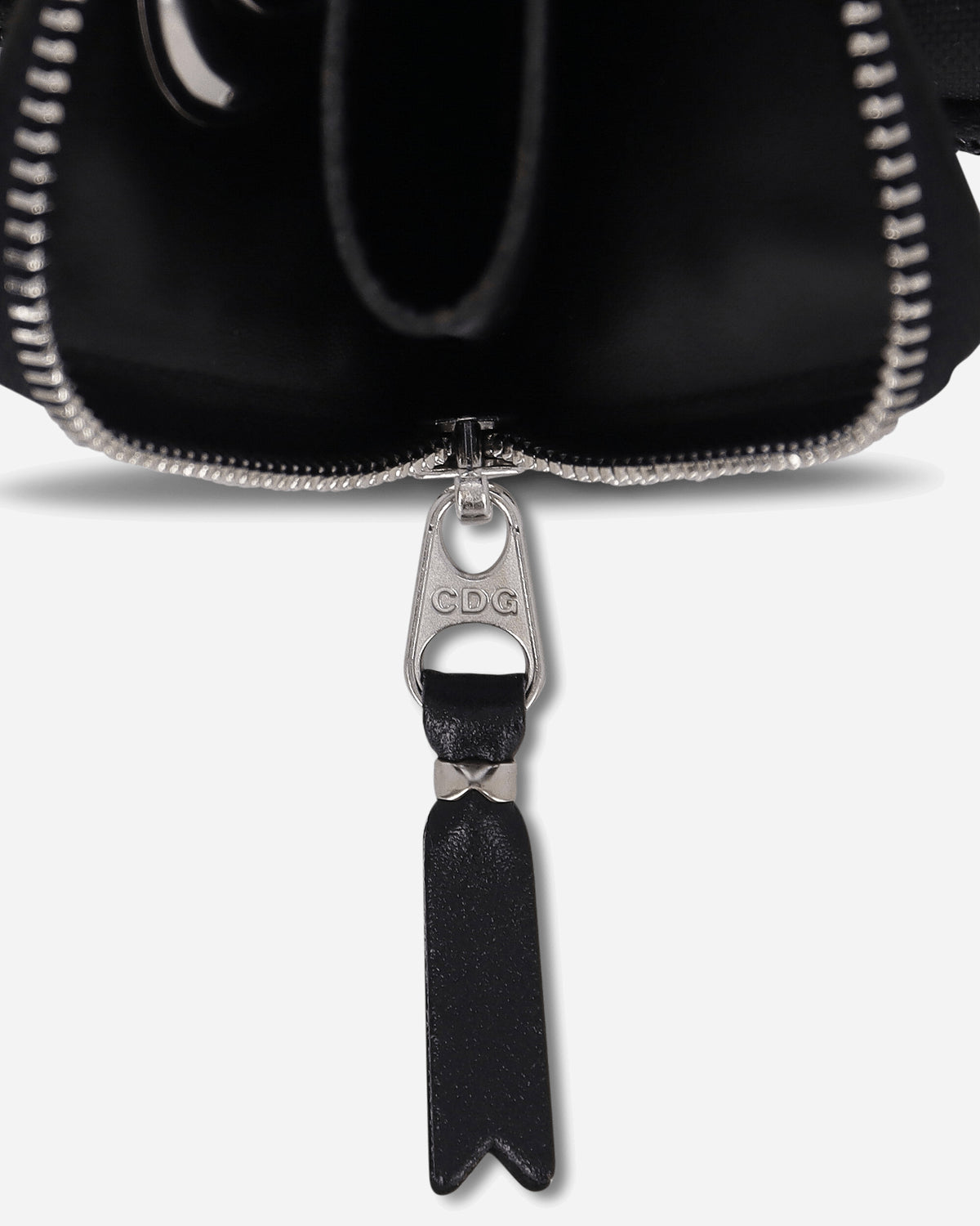 Comme Des Garçons Wallet Wallet / Silver Eyelet Black Wallets and Cardholders Wallets SA3100SE 1