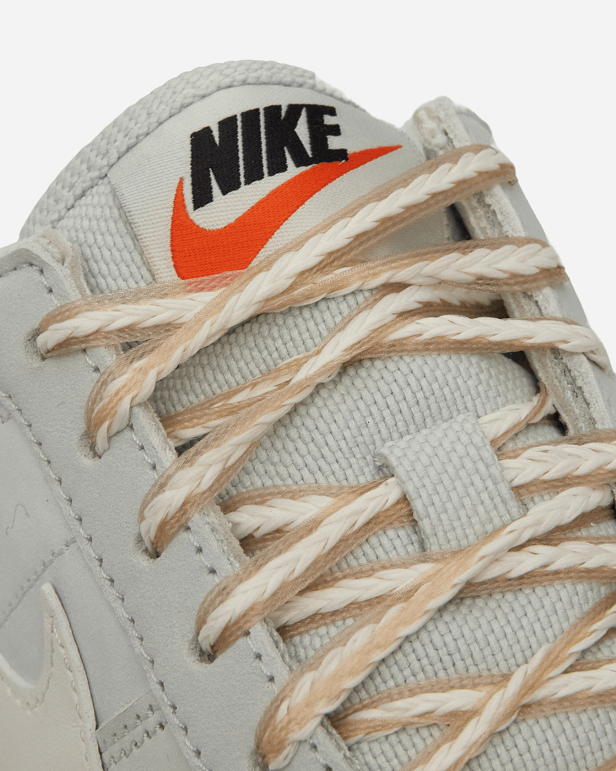 Nike Nike Astrograbber Qs Lt Silver/Sail/Phantom-Black Sneakers Low IH2341-001