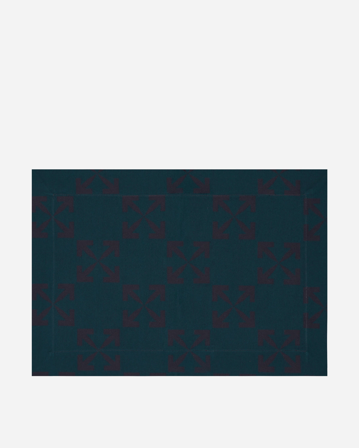Off-White Arrow Table Mat Set  Dark Irish Aubergin Dark Irish Aubergine Homeware Design Items OHZK008G22FAB001 5935