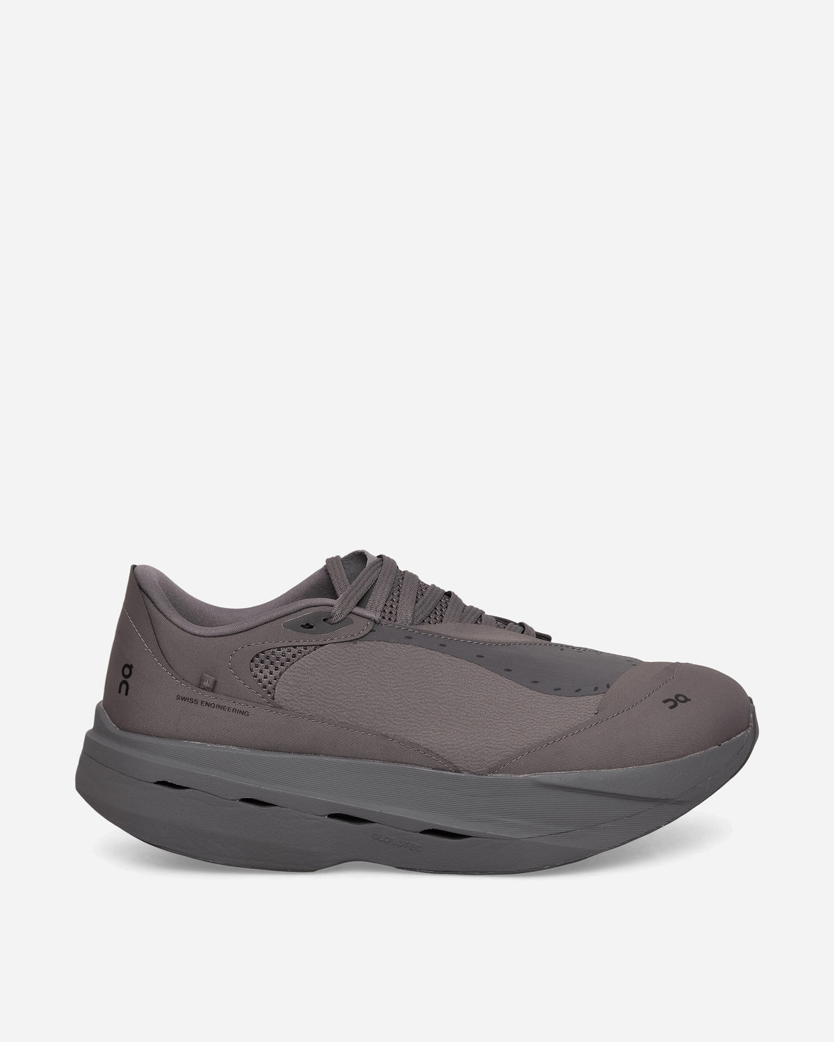 On Cloudboom Volt Paf Ember/Pebble Sneakers Low 3MG10785343 050
