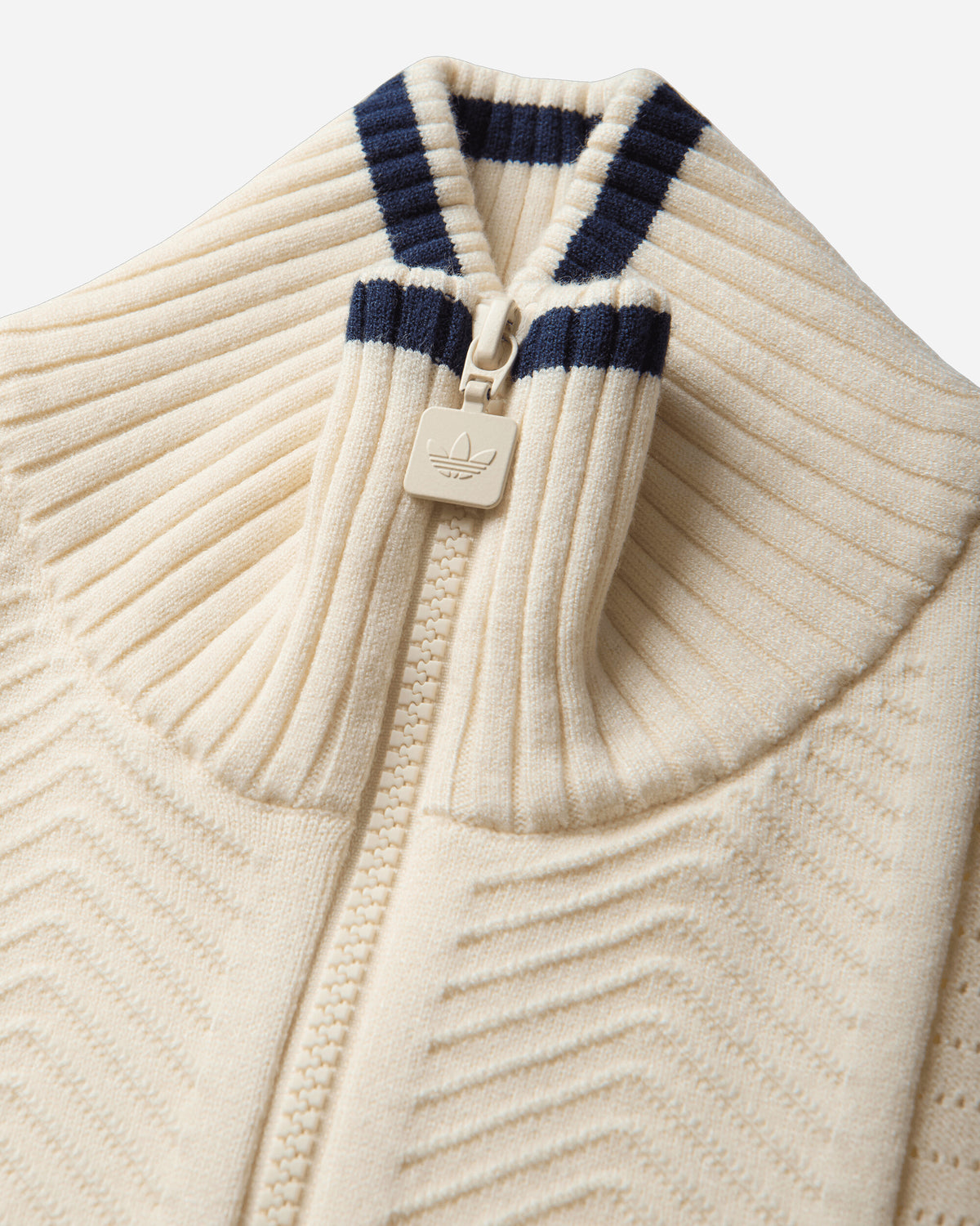adidas Wmns Knit Fb Tt Warvan Coats and Jackets Jackets KR7047