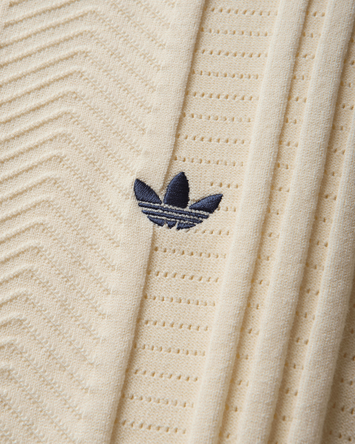 adidas Wmns Knit Fb Tt Warvan Coats and Jackets Jackets KR7047